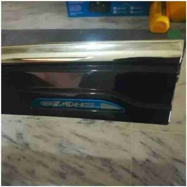 MG-HS 2016 to 2021 – Black Tinted Chrome Trim Air Press – Door Window Visor – Vent Shade – Sun Guard
